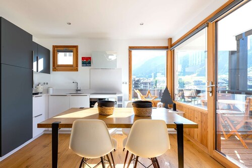 Centre Village et Vue Magnifique + parking