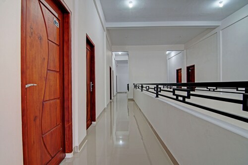 Hotel O Penginapan Sarinah SyariahNearRM Beringin Indah