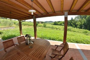 Outdoor dining - Il Sogno Tra i Vigneti (Montecarlo)