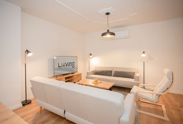 تلفزيون، مكتب