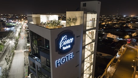 Front of property. Hotel Cinco Monteria