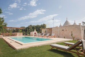 House | 3 bedrooms - TD Trullo Titiro w Wine Cellar Vineyard Pool (Ostuni)