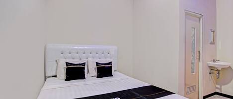 Deluxe-Doppelzimmer | Laptopgeeigneter Arbeitsplatz, kostenloses WLAN, Bettwäsche