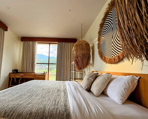 Executive kamer | Een bureau, gratis wifi