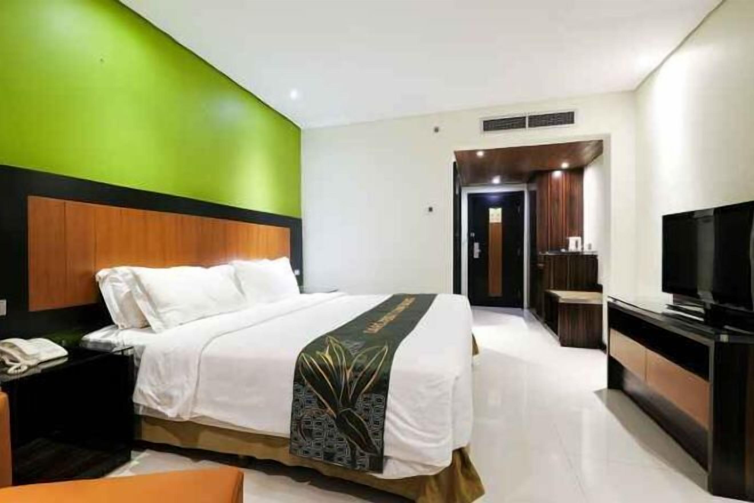 Skrivebord og wi-fi (inkludert)