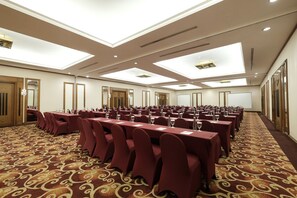 Meeting facility - Loman Park Hotel Yogyakarta (Depok)