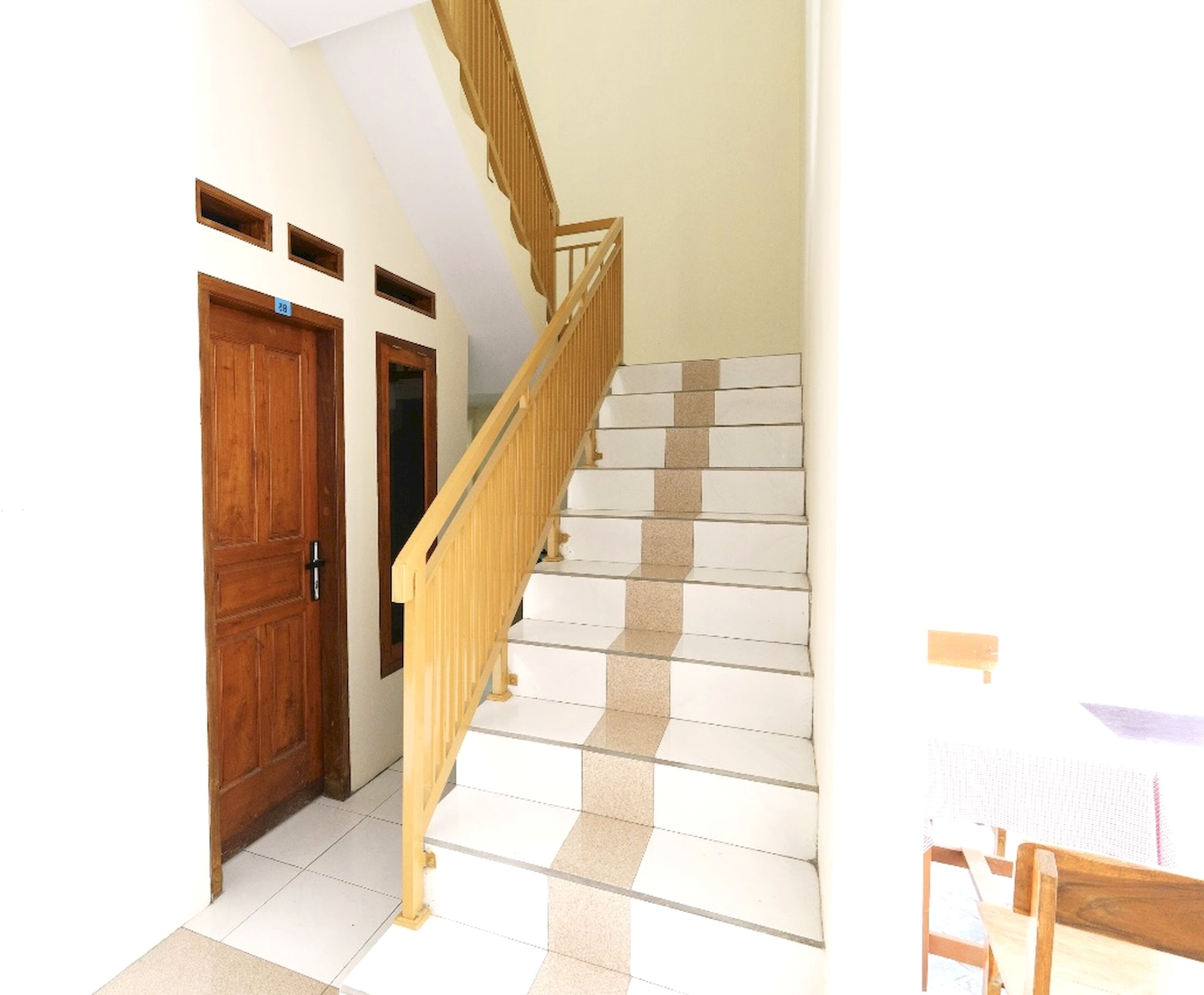 Vista frontal de la propiedad