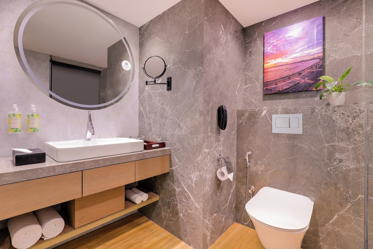 Articles de toilette gratuits, sèche-cheveux