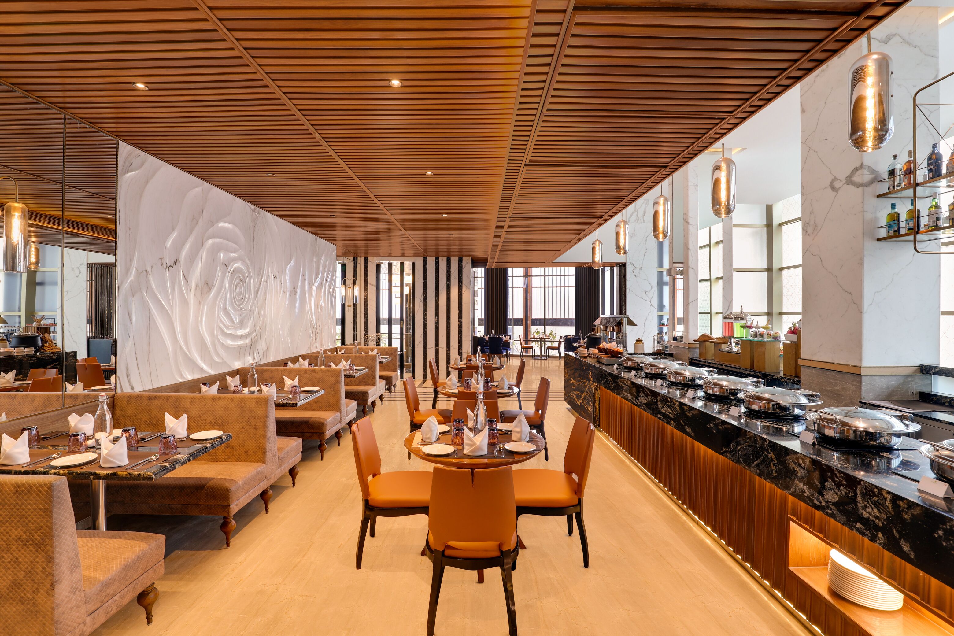 Photo - Lemon Tree Premier, Malad, Mumbai