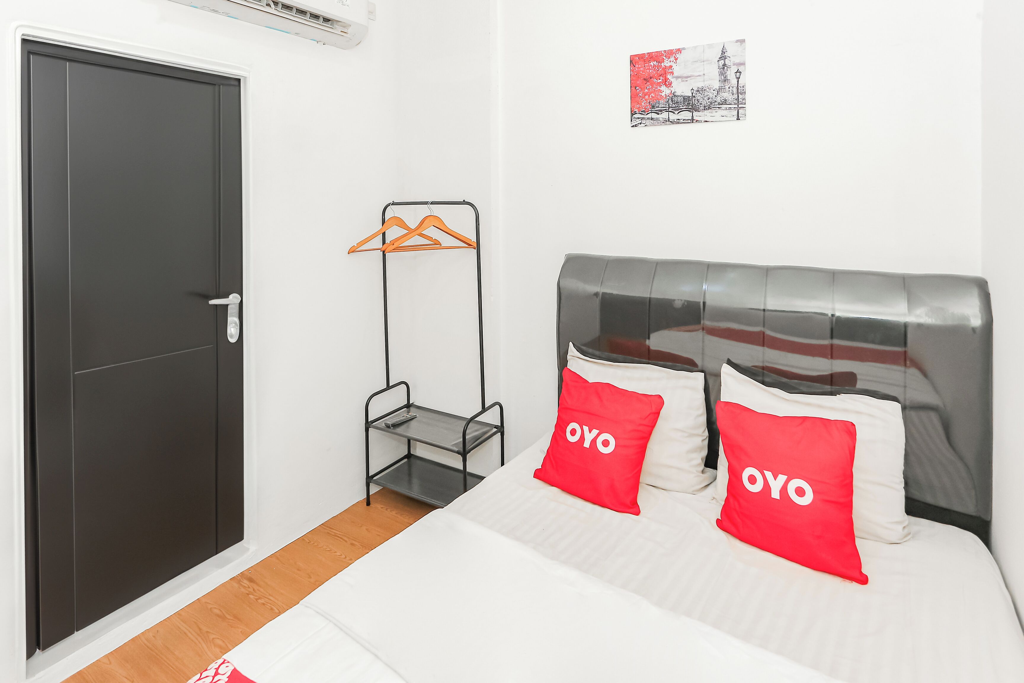 Standard Double Room | Laptop workspace, free WiFi, bed sheets