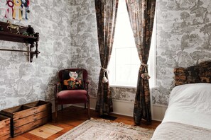 3 Schlafzimmer, Schreibtisch, Bügeleisen/Bügelbrett, WLAN