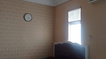 Wifi gratis y ropa de cama