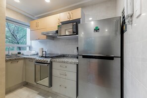 Fridge, microwave, oven, stovetop - Capitalia - Best Choice  in Anzures (Ciudad de México)