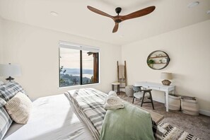 5 soverom, skrivebord, strykejern/-brett og wi-fi