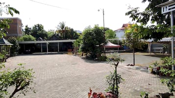 Fachada de la propiedad