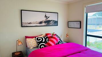 3 bedrooms, bed sheets