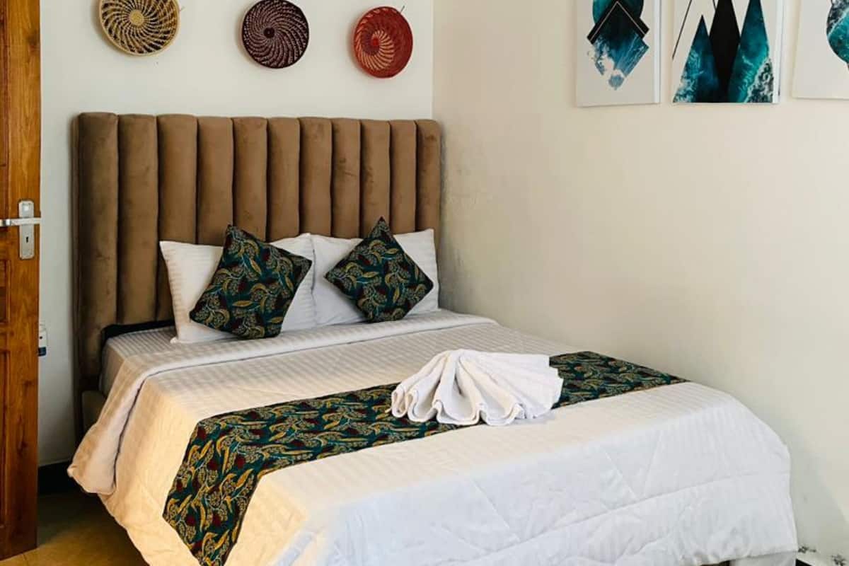 Ayrı ayrı dekore edilmiş, ayrı ayrı döşenmiş