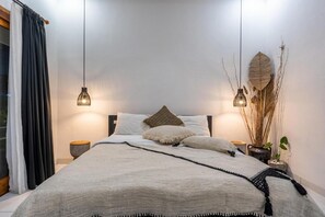 Villa, 3 Bedrooms | 3 bedrooms, desk, free WiFi, bed sheets - Coco Loco Villa (Canggu)