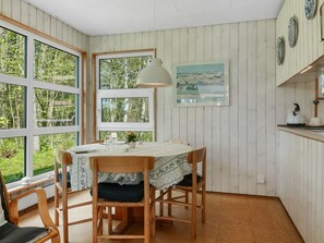 Dining - "Fränze" - 980m from the sea by Interhome (Hjørring)
