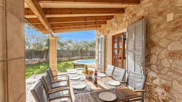 Restauration extérieure