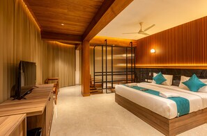 Premium Room | Frette Italian sheets, premium bedding, memory foam beds - Hotel Stay Bella (Kozhikode)