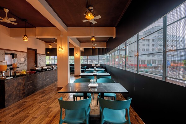 Restaurant - Hotel Stay Bella (Kozhikode)