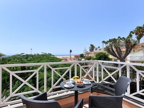 Outdoor dining - Chalet Santa Ana 15 by Interhome (Playa del Inglés)