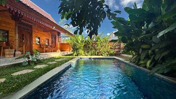 1 bedroom, desk, soundproofing, free WiFi