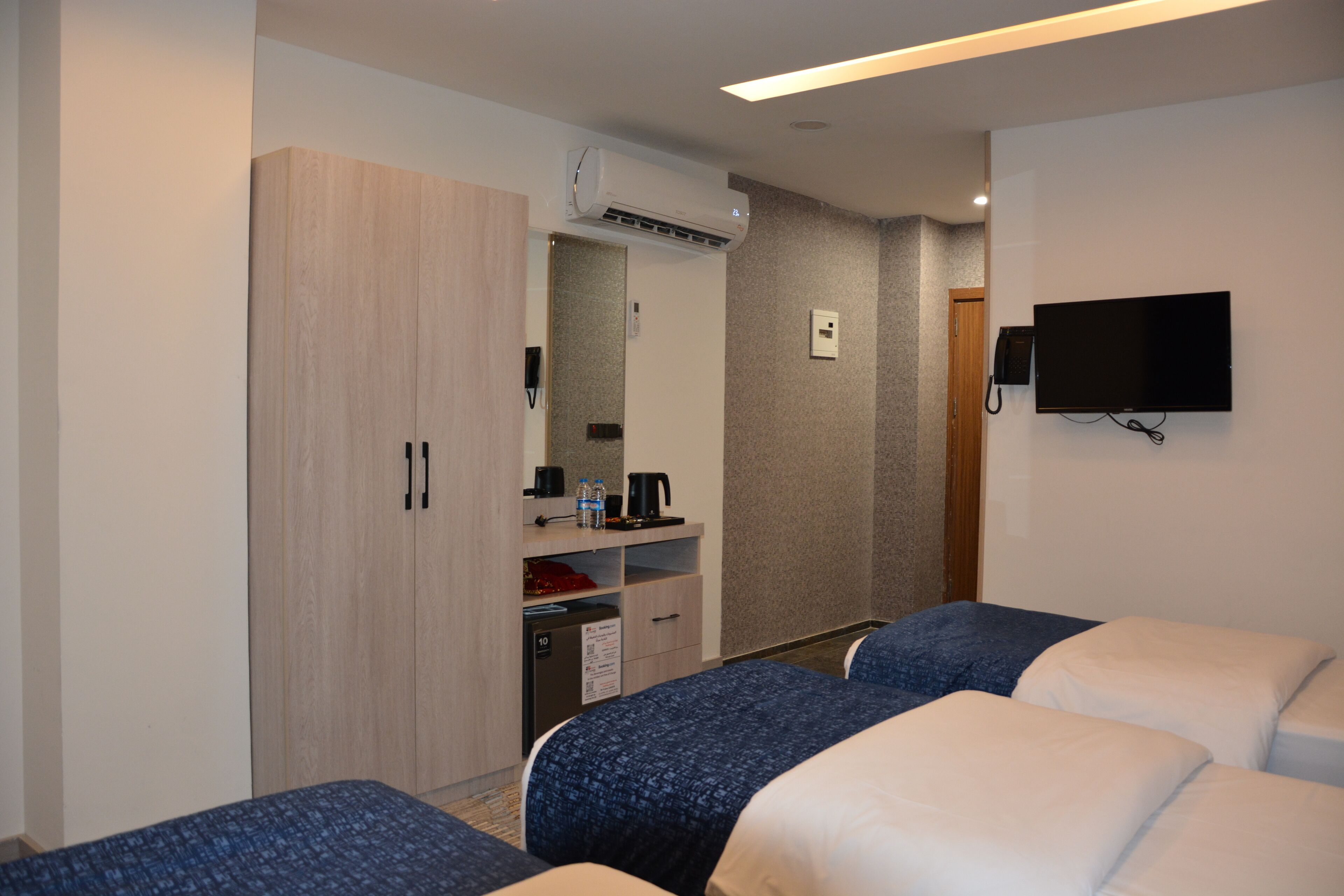 triple room | desk, soundproofing, free wifi