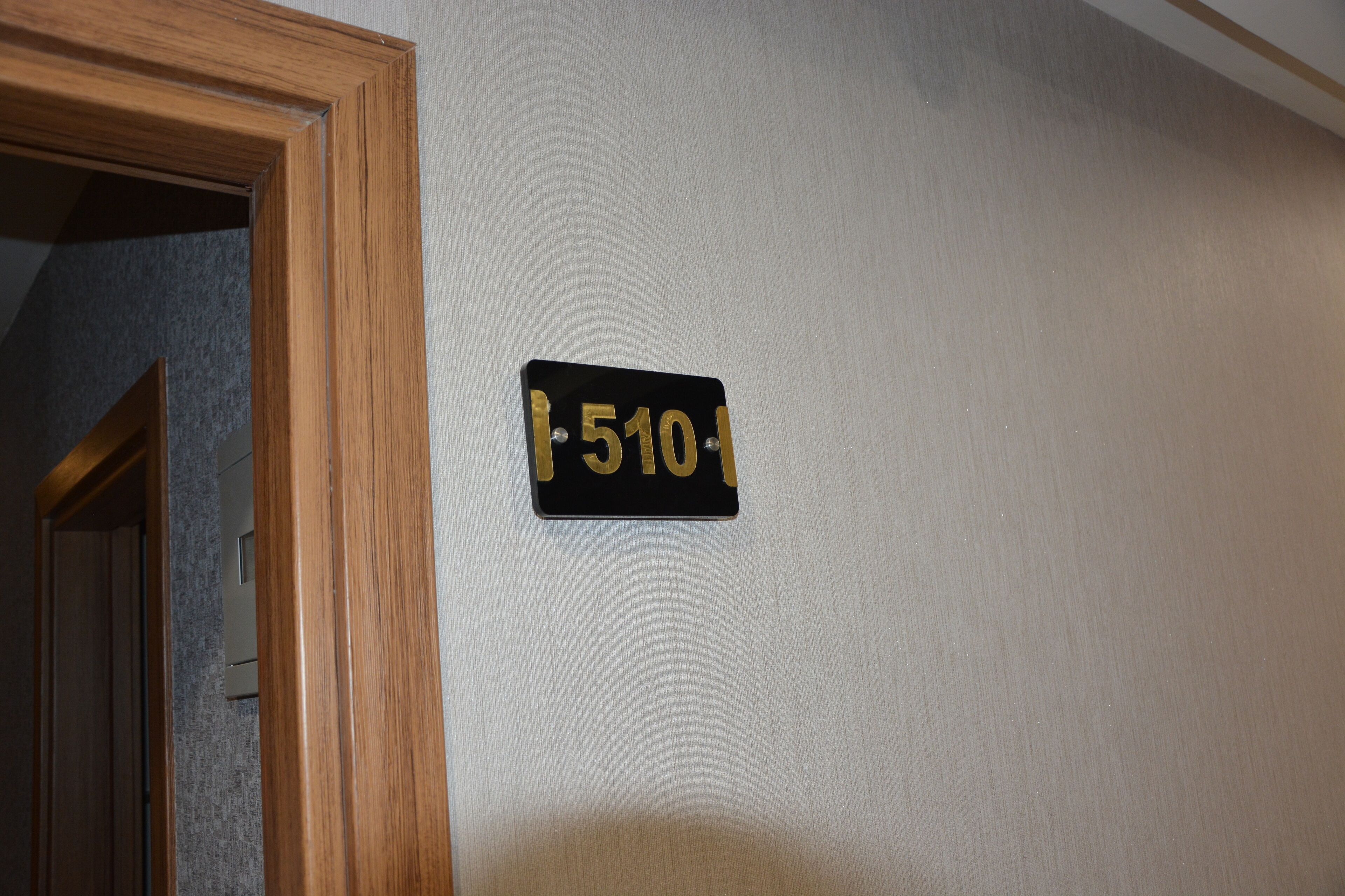 comfort double room | desk, soundproofing, free wifi