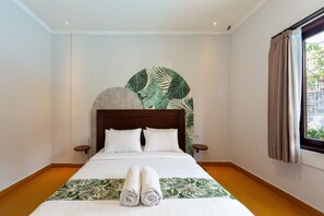 Habitación doble Premium | Minibar, escritorio, wifi gratis y ropa de cama 