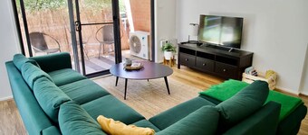 The Bedford @ Braddon - 2BR + Free parking + Wi-Fi

