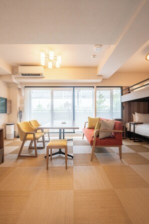 [35.10 -39.53sqm] Twin & Loft Bed Family Room With Kitchen & Washing Machine, Non Smoking | Iron/ironing board, free WiFi, bed sheets