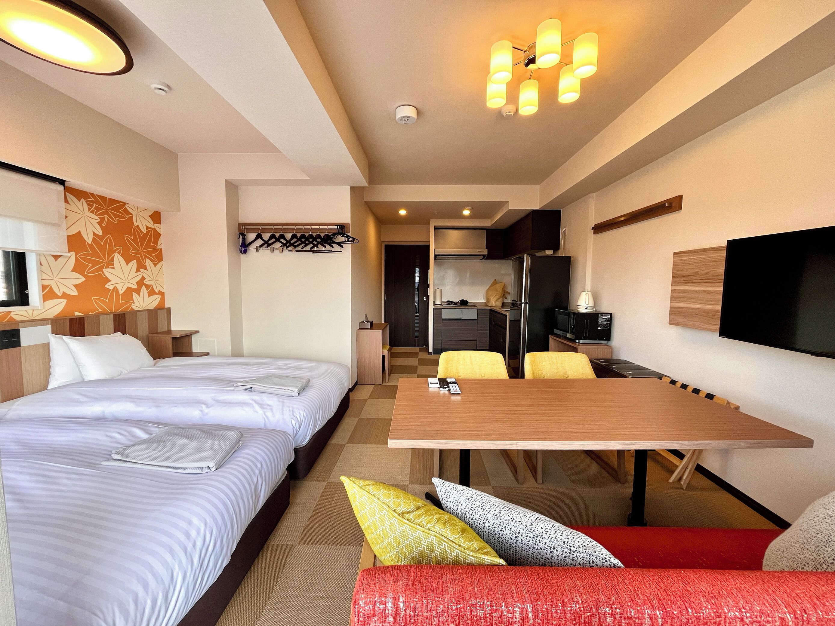 مكواة/لوح كي وواي فاي مجانًا وملاءات أسرّة