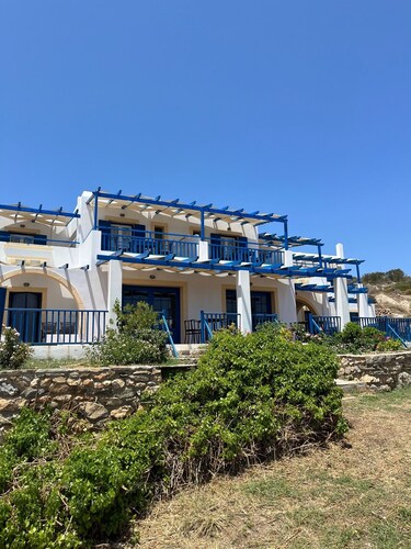 AKROTIRI