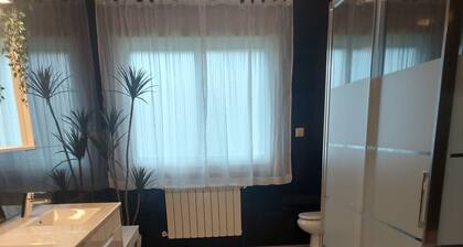 Apartamento a 10 Min. del Centro de Vigo, Ideal Para Conocer Galicia