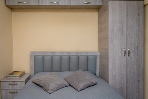 1 bedroom, iron/ironing board, free WiFi, bed sheets - HB apartments Opera II (Tbilisi)