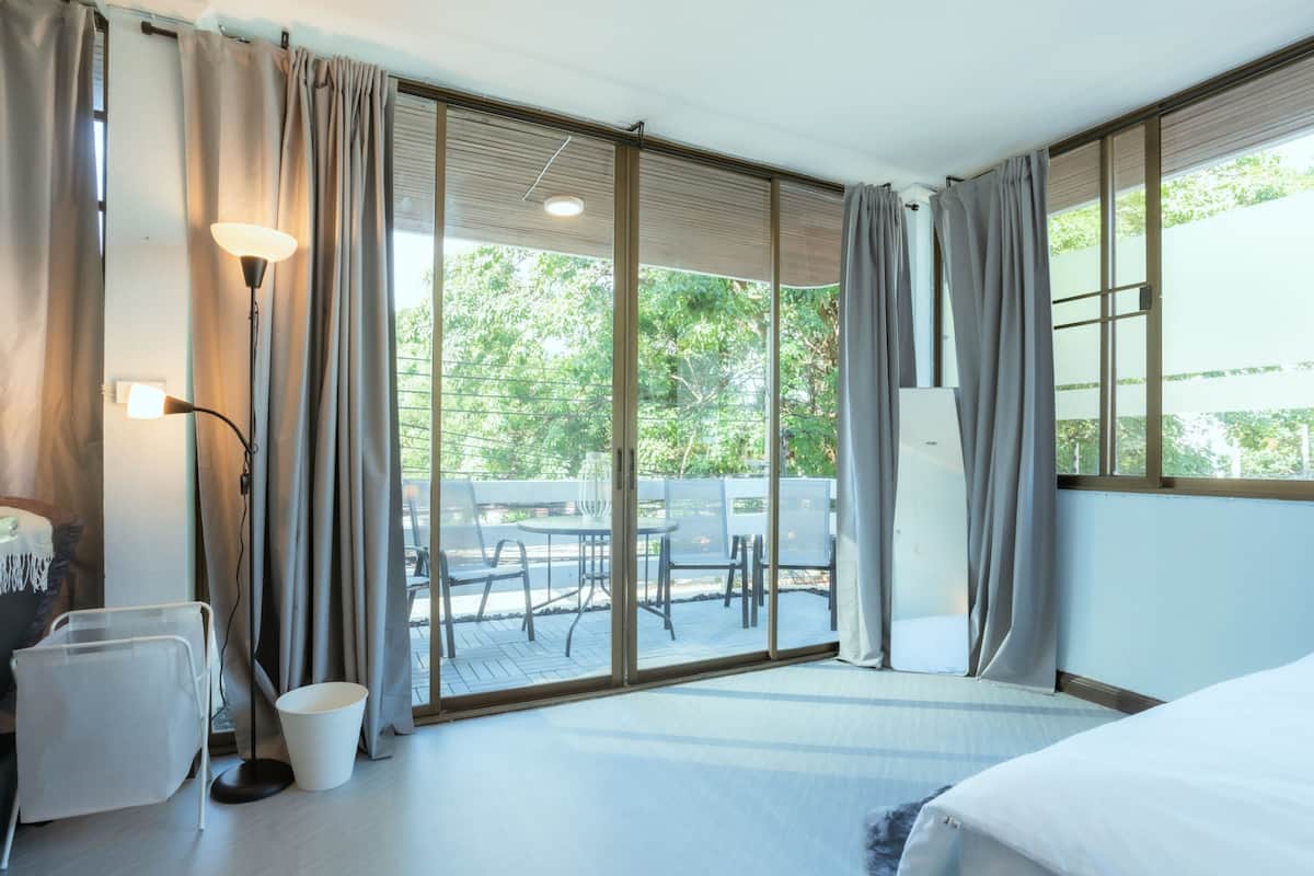 Deluxe Room | 1 bedroom, free WiFi, bed sheets, wheelchair access