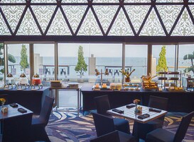 Desayuno buffet incluido todos los días 