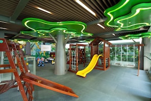 Aire de jeux - intérieure