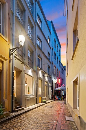 Exterior - Modern Loft with Washer, TV & Near Attractions (Ville-Haute)