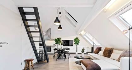 Modern Loft with Washer, TV & Near Attractions