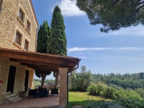 Property grounds - 1 Bedroom Agritourism property in Guardistallo (Guardistallo)