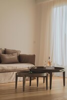 Exclusive Suite with Outdoor Hot tub | 1 多间卧室、加厚床垫、迷你吧、客房内保险箱