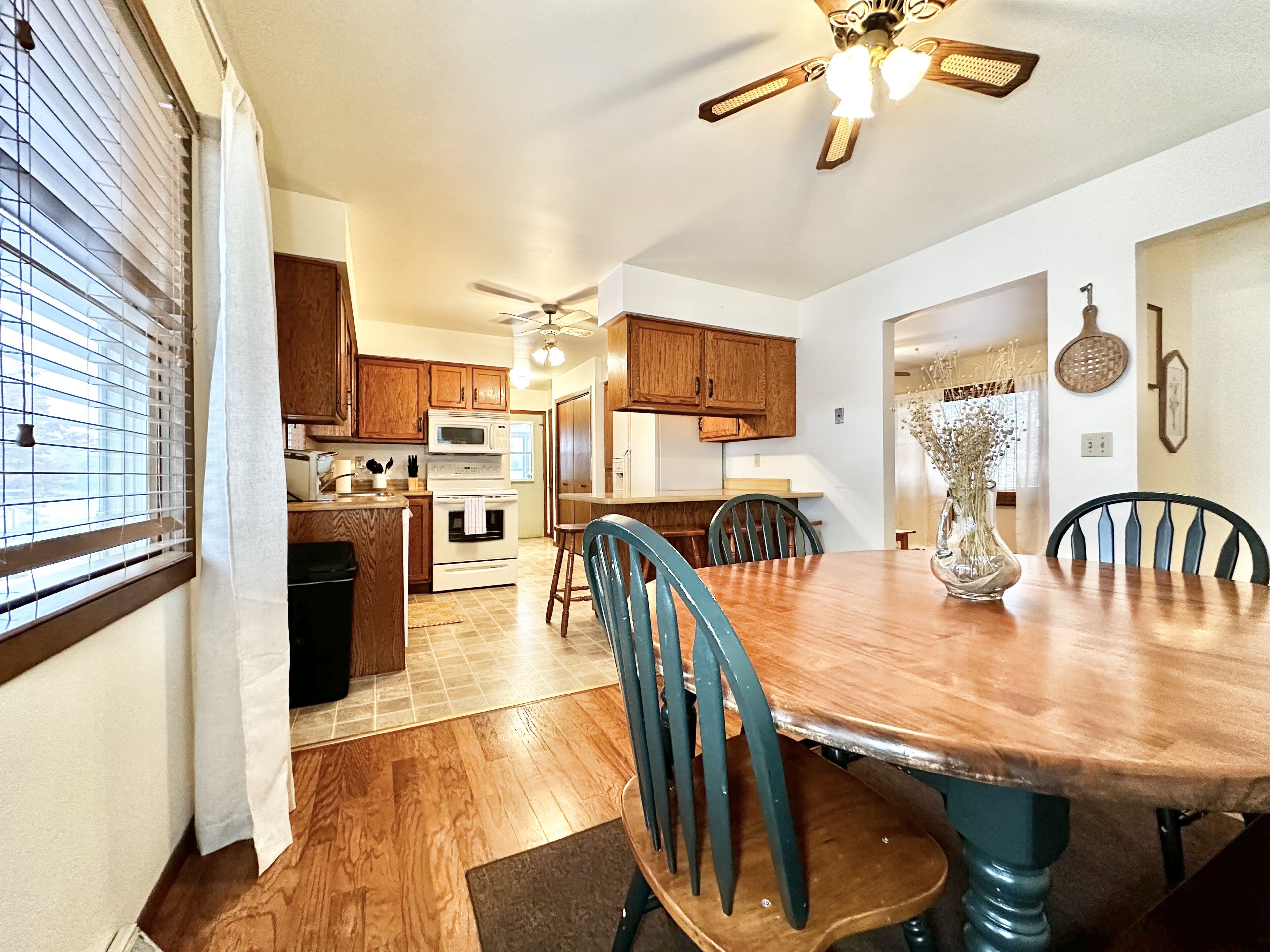 Family/Pet Friendly Berry Lake Getaway in Gillett