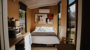 1 室のベッドルーム、WiFi、ベッドシーツ