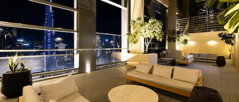 Sala de estar en el lobby