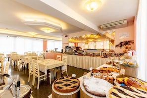 Daily buffet breakfast (EUR 12 per person)