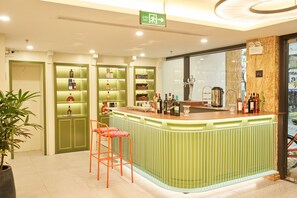 Bar (en la propiedad)