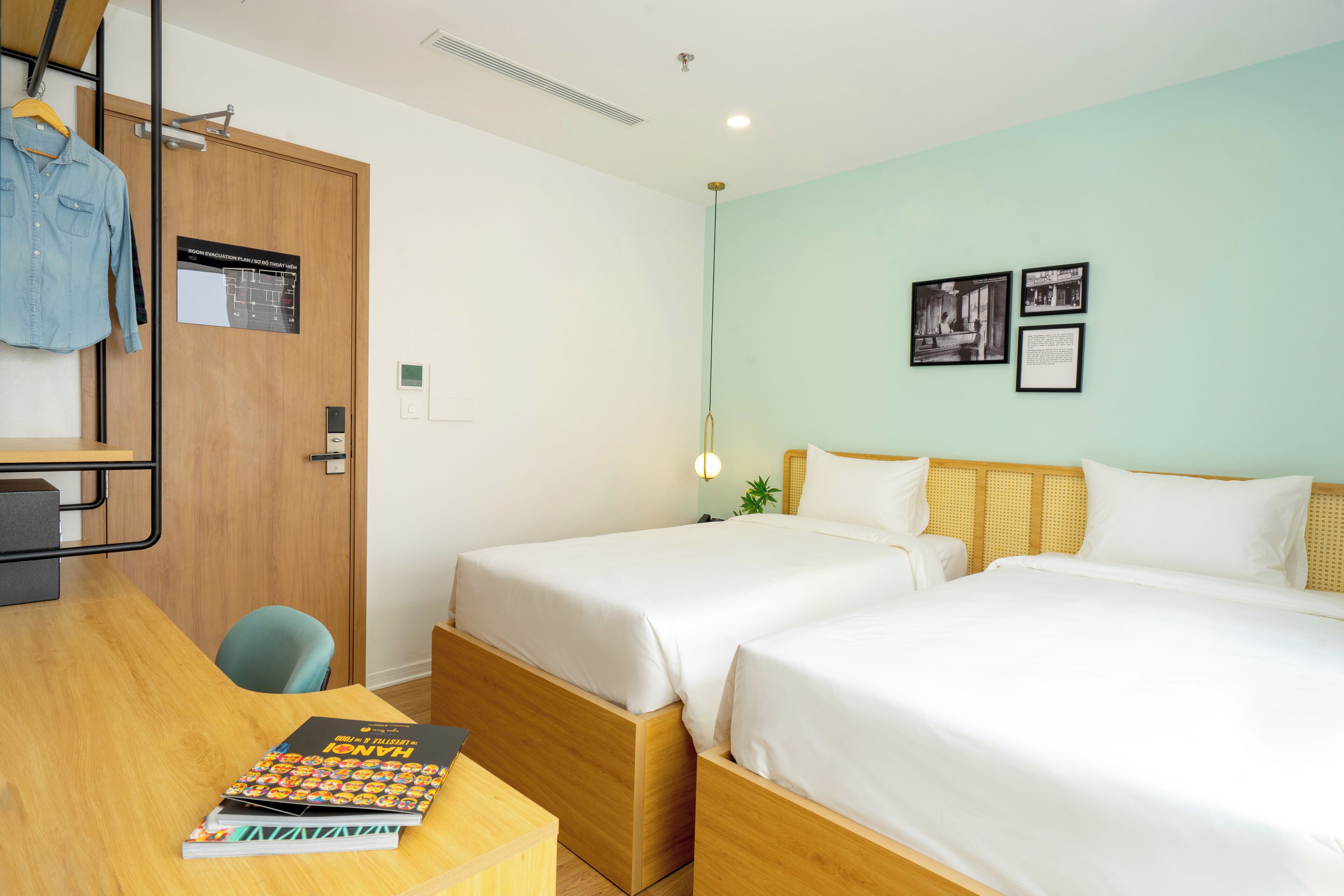 Egyptian cotton sheets, premium bedding, memory-foam beds, in-room safe